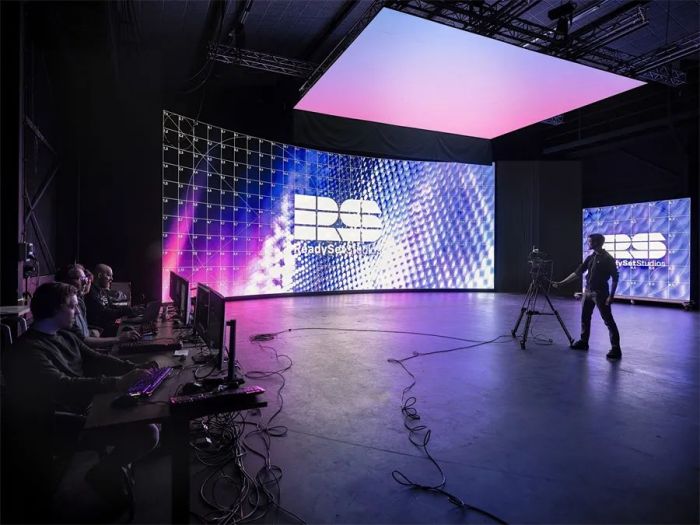 枣庄ReadySet Studios | 雷迪奥为荷兰虚拟拍摄打造全新舞台
